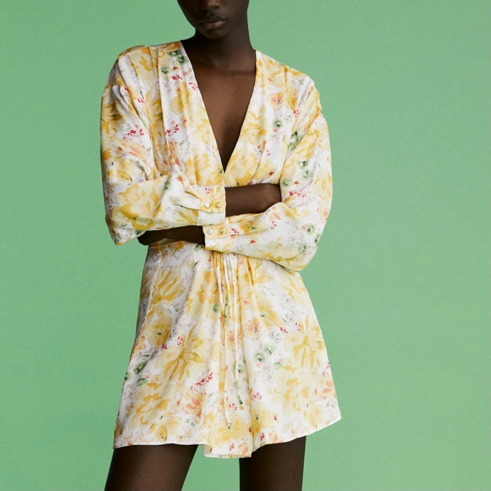 Zara Floral print dress - Blogger favorite